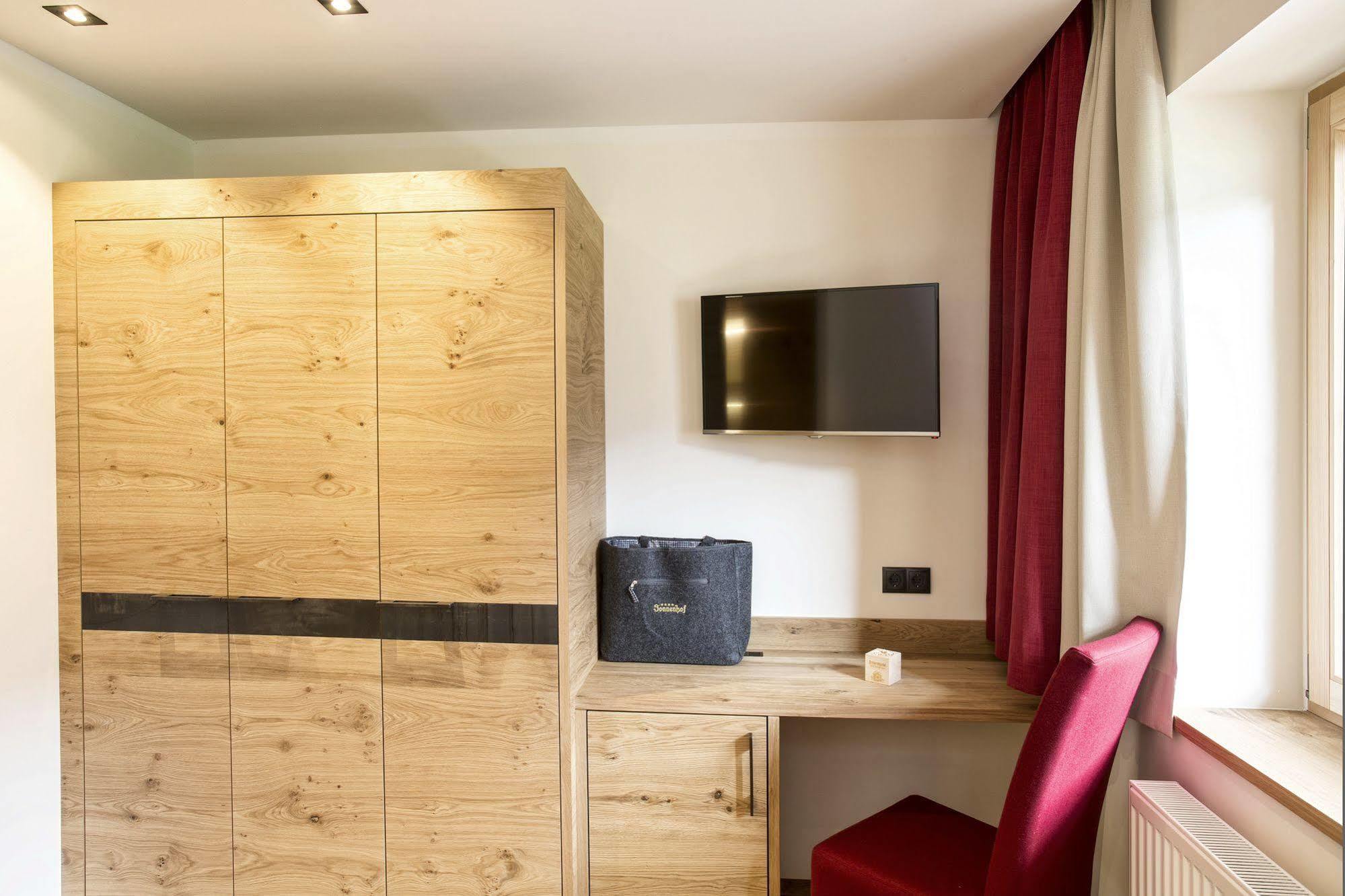 Ferienhotel Sonnenhof Цел ам Цилер Екстериор снимка